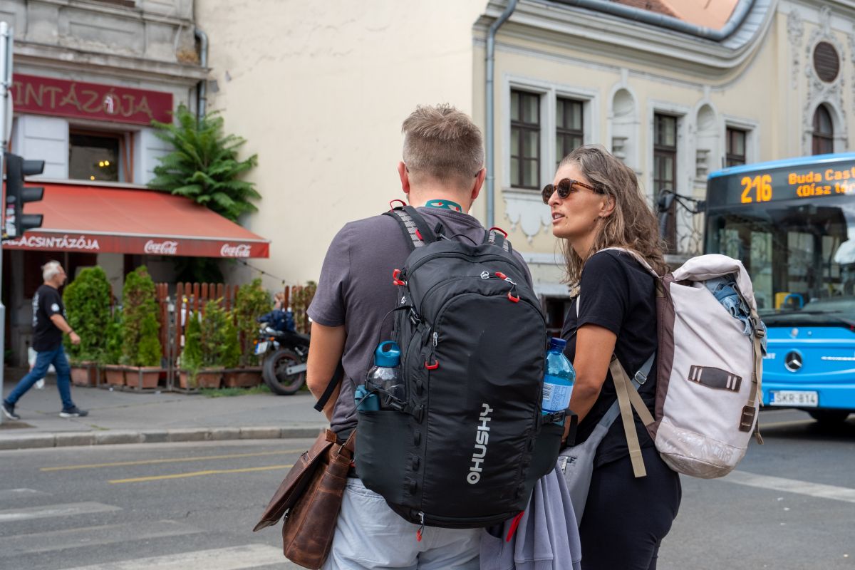 Turisták a Batthyány téren. Fotó: Rényei Erna
